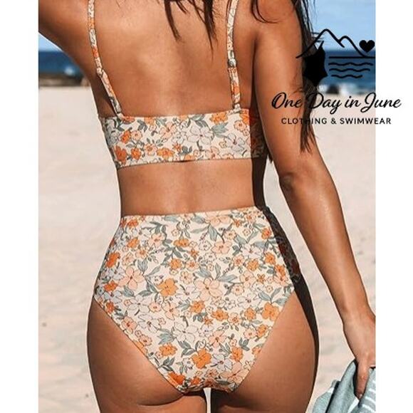 Cupshe Cross Front High Cut Bikini Swimsuit Size M - Picture 2 of 6